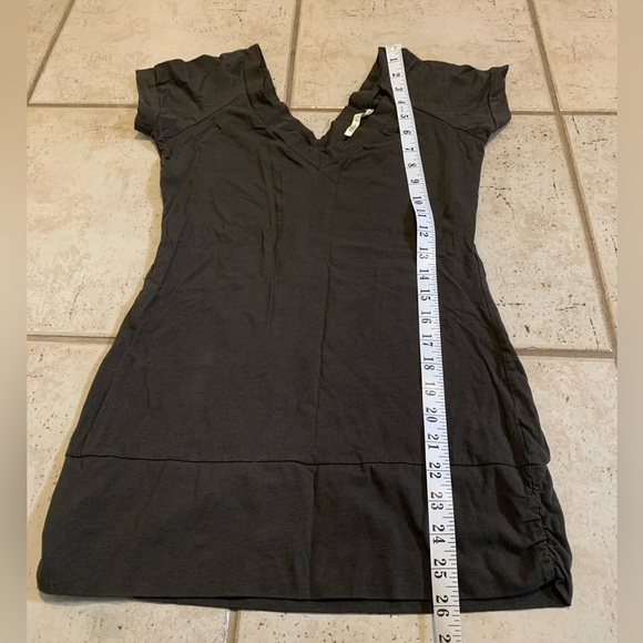 Smart Set V-Neck T-Shirt Dress - Dark Brown Large - Picture 6 of 6